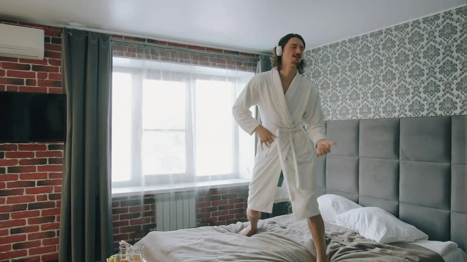 Cheap vs Expensive Beds: Are They Worth It?